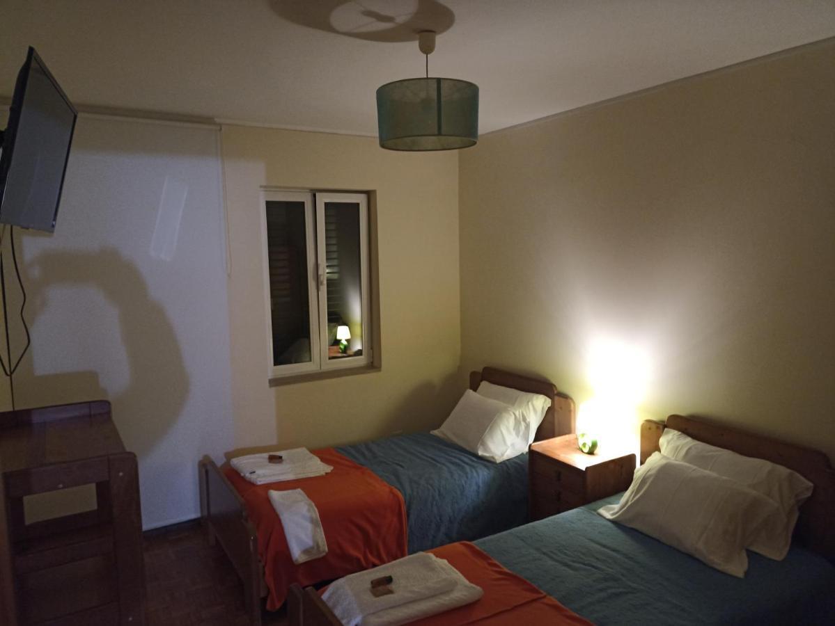 Ferienwohnung Casa Creixo - Moradia Completa T2 Guimarães Exterior foto